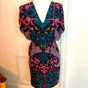 Anthropologie COREY LYNN CALTER purple Print Silk Shift Dress! Excellent cond. S